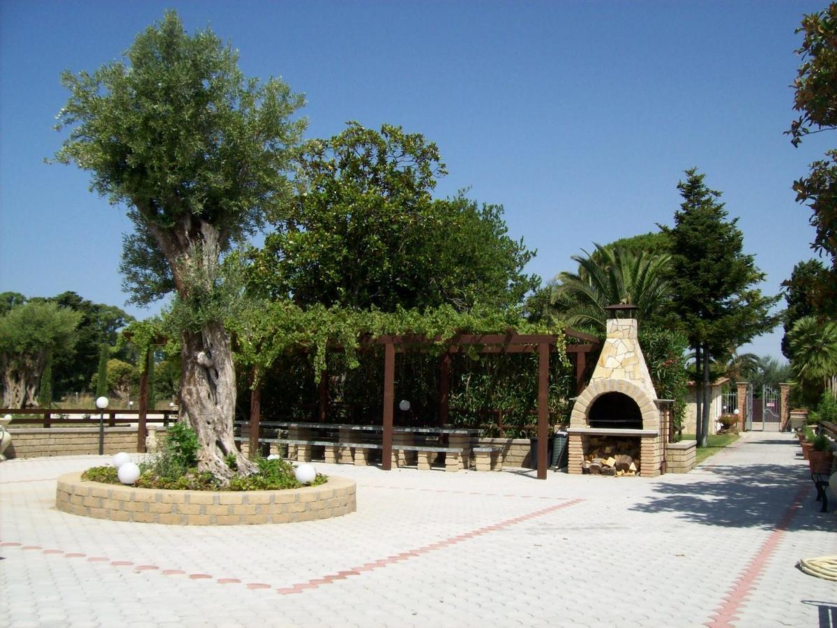 Il Vivaio Villa Tarquinia Luaran gambar